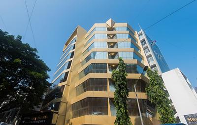 OYO 22061 Hotel Khwaishh Presidency