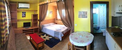 Bungalows Camping Alpha Madrid