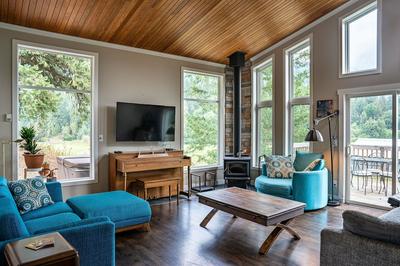 Revelstoke Lakehouse by Revelstoke Vacations