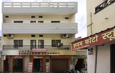 OYO 29057 Shree Ram Regency
