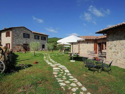 Farmhouse Passignano Near Lake Trasimeno