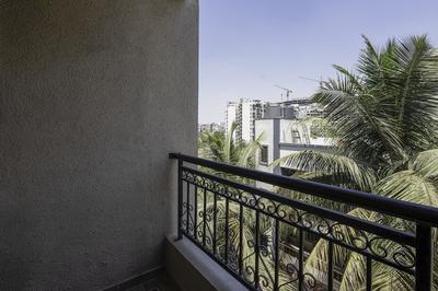 StayBird Divine Suites Business Hotel