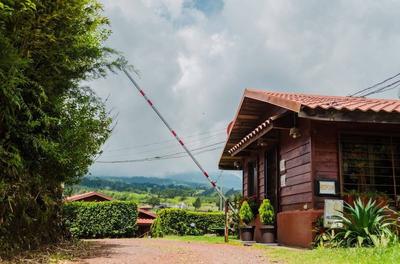 Hotel Chalets Los Volcanes