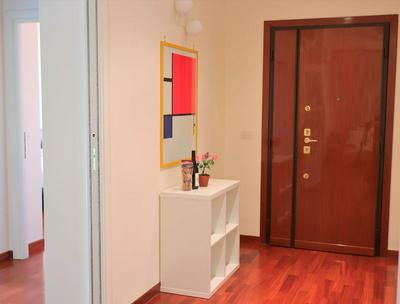 St Peter new and lightsome apartment with balcony