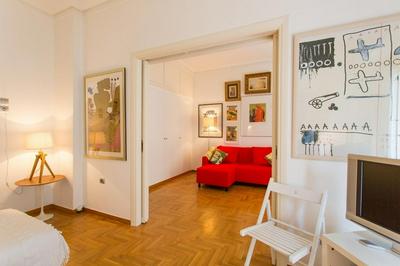 A Cozy Apt in Kolonaki of Athens