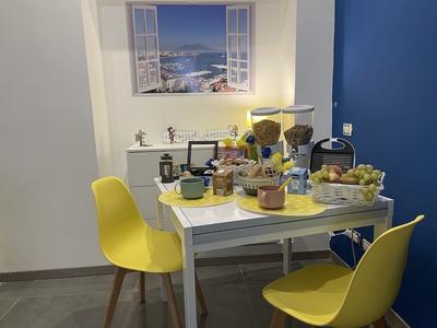 Apartment 200 m From Piazza del Plebiscito