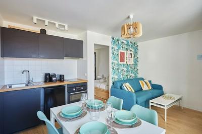 Modern Apartment Boulogne Facing "les Passages"