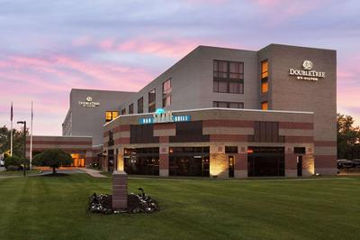 DoubleTree by Hilton Hartford - Bradley Airport