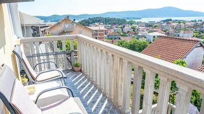 Sea View Flat w Terrace 9 min to Port in Tivat