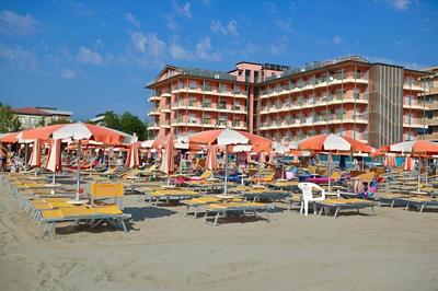 Hotel Adria Beach Club