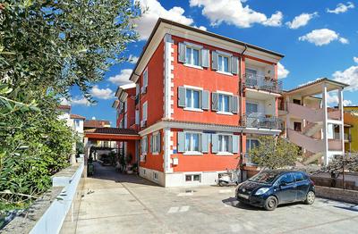 Apartments 2224