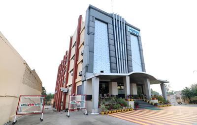 OYO 4839 Apex Hotel Baddi