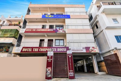 Fabhotel The Corporate House