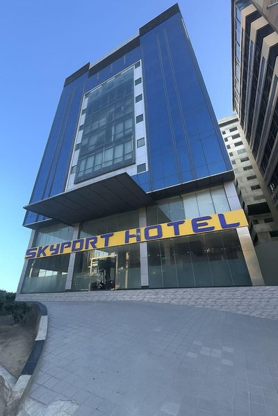 Skyport Hotel