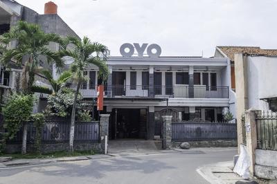 OYO 1859 Rancabali Residence