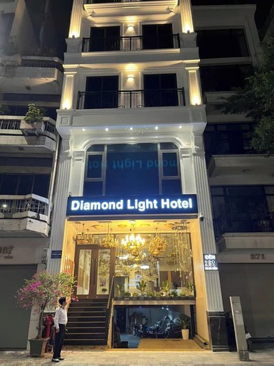 Diamond Light Hotel
