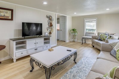 'crosby Huffman Hideaway' Serene Escape w/ Yard