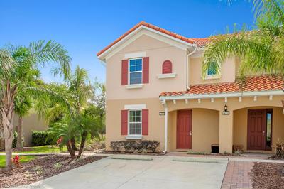 Enjoy the Private View! Roomy Town Home With Pool, 20 Mins From Disney #5st739