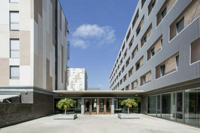 Residencia Universitaria Resa Damià Bonet - Campus Accomodation