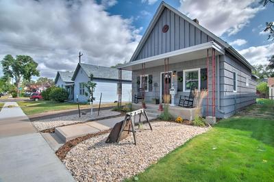 Walk to University: Dtown Laramie Home!