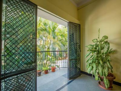 OYO 840 Apartment Near GVK Mall