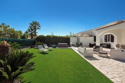 3961 Casa Martina by Barbarhouse