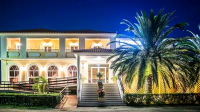 California Beach Hotel - Adults only