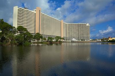 Laketown Wharf by Emerald View Resorts