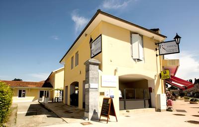 Le Réverbère - La Cuisinerie - L'Hôtellerie