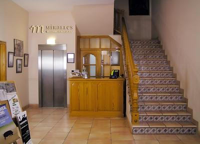 Hotel Miralles