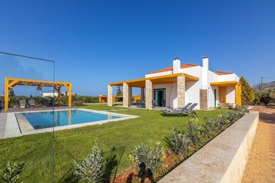 Sandi Villa