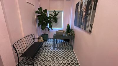 Room 3: Vibrant Walkable Hub in Santurce