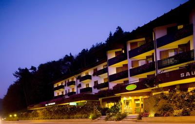 Comano Cattoni Holiday