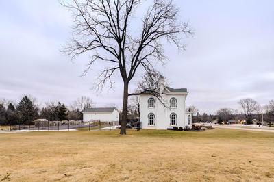 Historic Brookfield Farm Home ~ 14 Mi to Milwaukee
