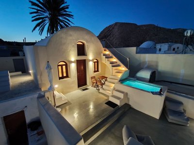 Dreamer's Secret Villa