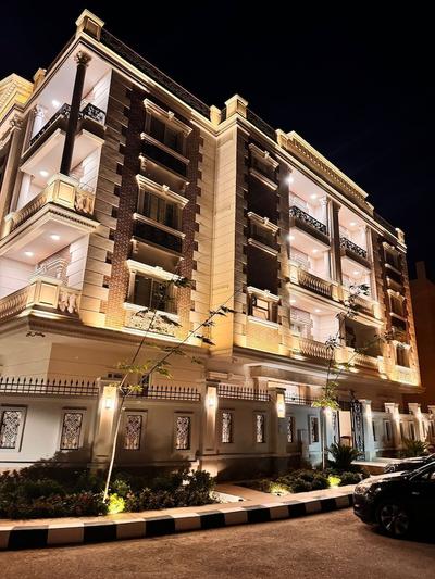 White Palace served Apartment 11