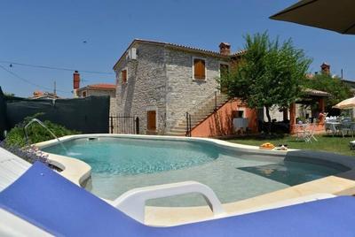 Stanza Diniano - With Pool - 3 - R3 Ruzmarin