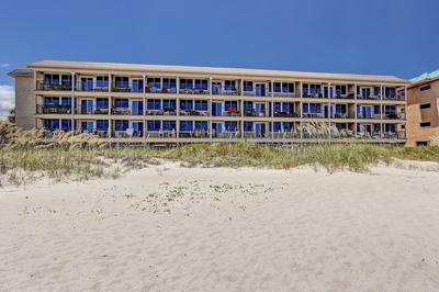 Coral Sands 102 2 Br condo by RedAwning