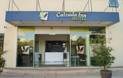 Hotel Calzada Inn