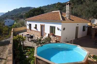 Ferienhus med privat svømmebasseng nær andalusisk landsby Comares, Malaga, Bilde 2