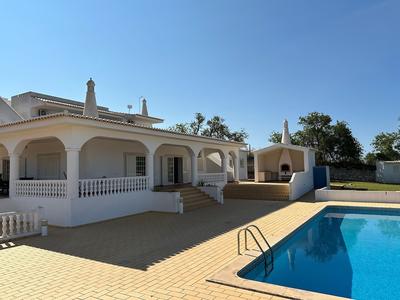 BnB Homes Luxurious Villa With 5 Bedrooms Pool