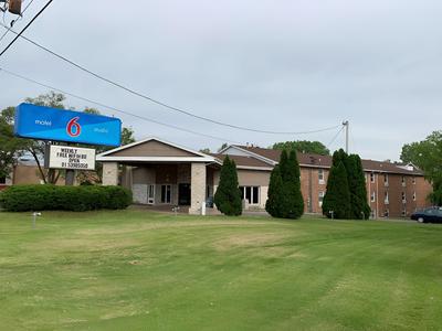 Studio 6 Rockford, IL