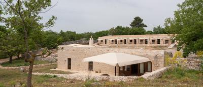 DONNAPAOLA MODERN FARM