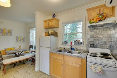 2 Mi to South Boston Speedway: Cozy Tiny Home!