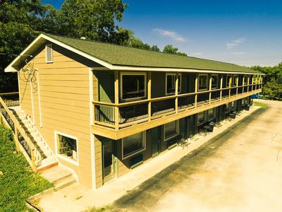 Flat Creek Lodge