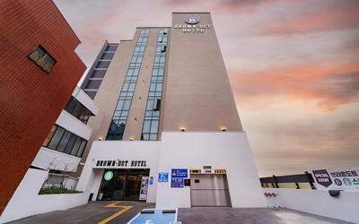Brown Dot Hotel Busan Sajik Stadium