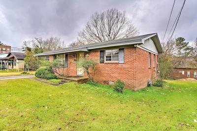 Cozy Home w/ Grill: Walkable Oxford Location