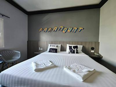 Paramount Palace Hotel Dannok