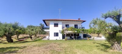 Scenic Kriopigi Getaway - Cozy Anna-maria Apartment for 4
