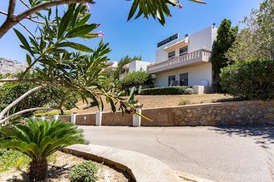 Lia Studios